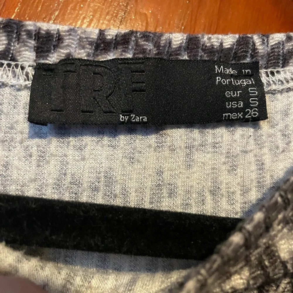 TRF by ZARA Aztec cropped long sleeve size S